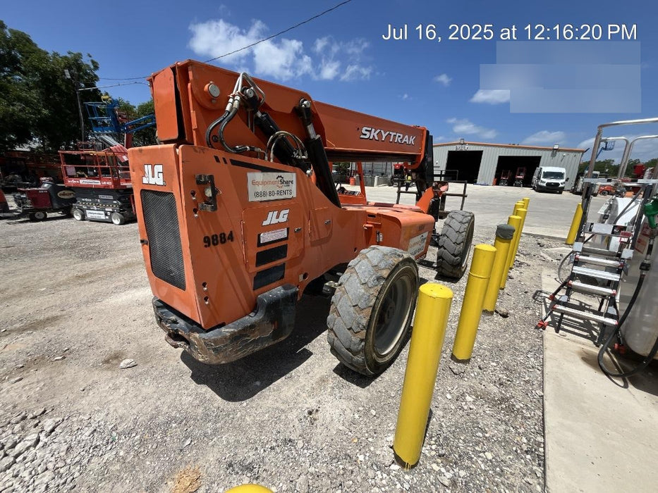 2018 Skytrak 8042 JLG Skytrak 8042, Solid Tires (shipping-Boss), Open ROPS, Beacon and Work Light Package