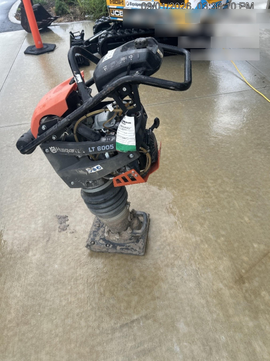 2025 HUSQVARNA LT6005