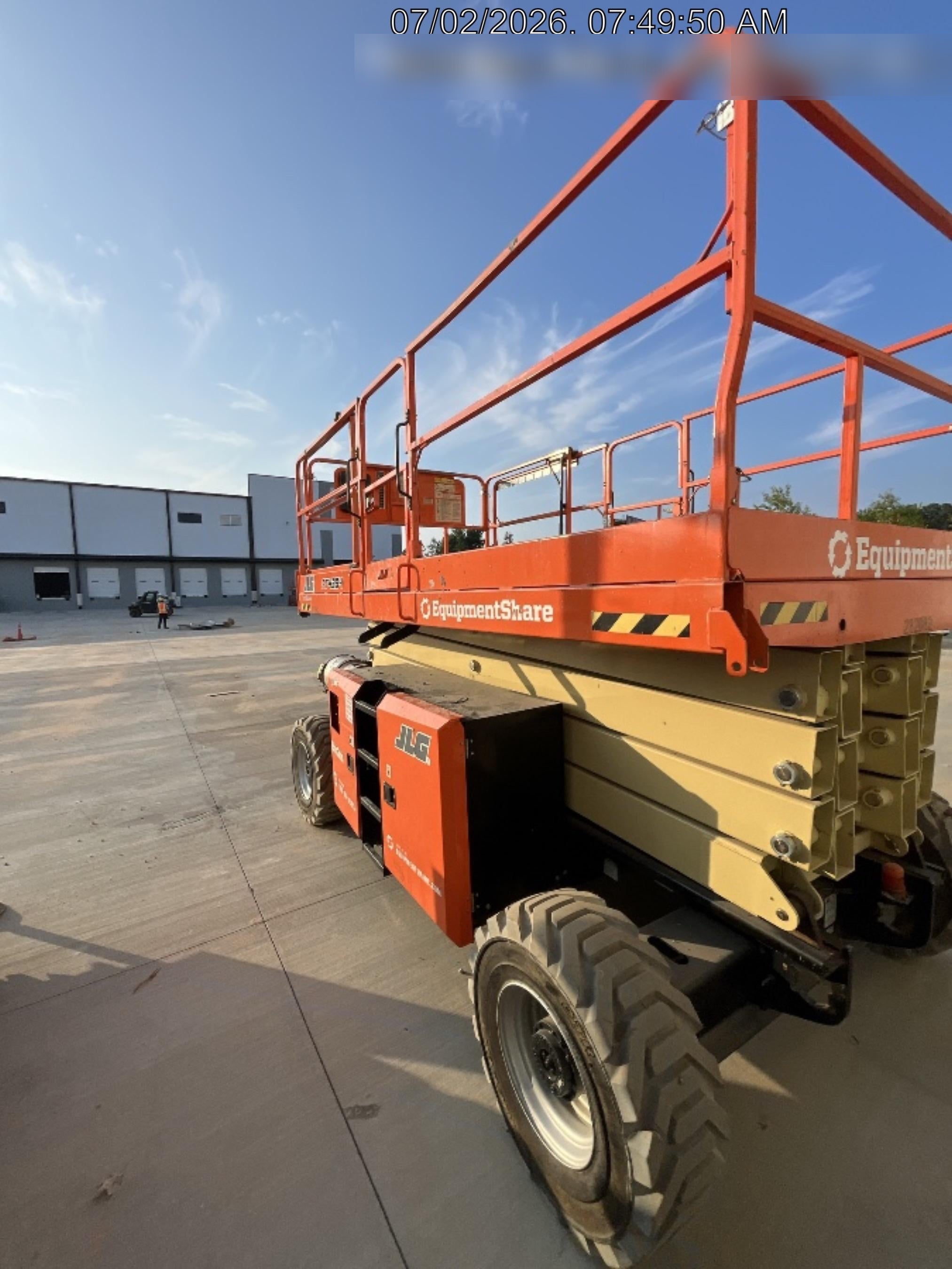 2022 JLG RT4394