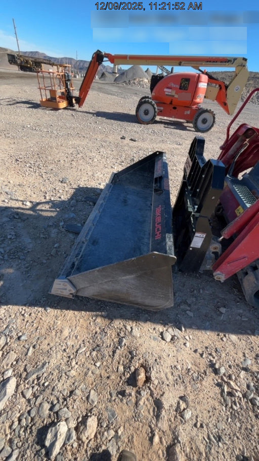 2025 TAKEUCHI 76" Smooth Bucket - Takeuchi