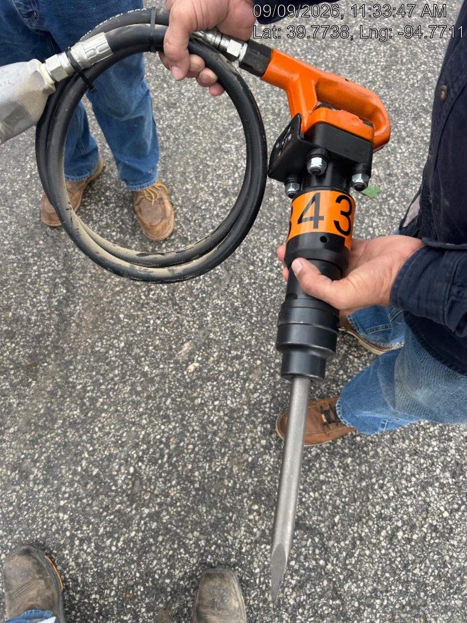 2024 MICHIGAN PNEUMATIC ES-CH3R-TRACKER
