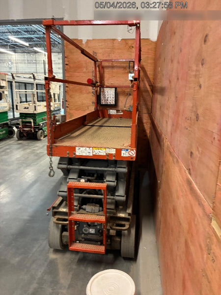 2018 Skyjack SJIII-3226 Skyjack SJIII3226 Scissor Lift w/Trojan Batteries