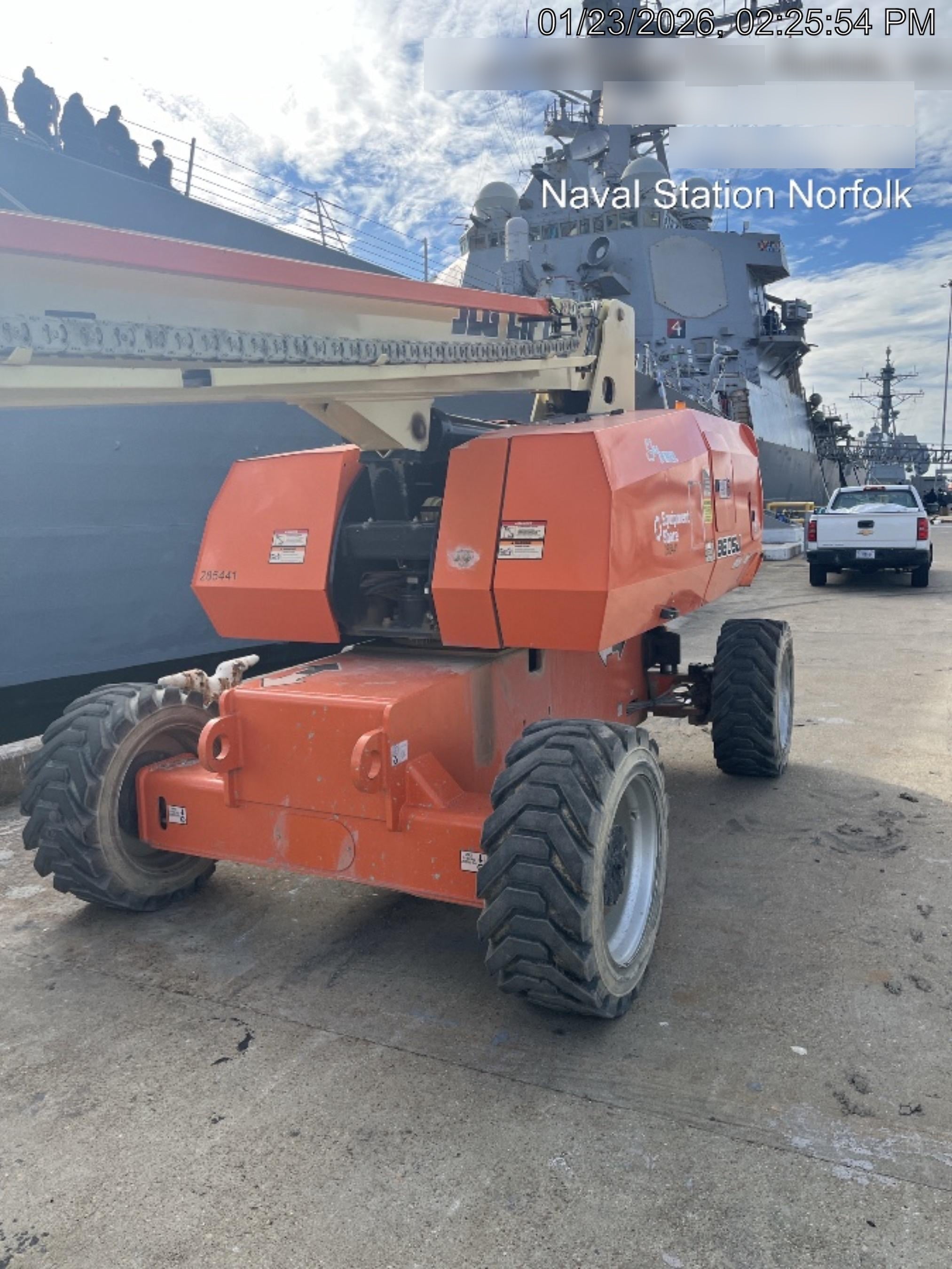 2022 JLG 860SJ