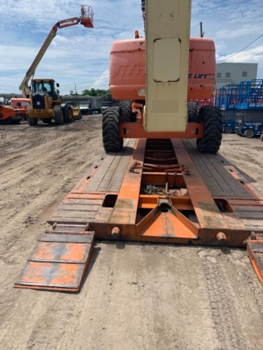 2019 JLG 800AJ