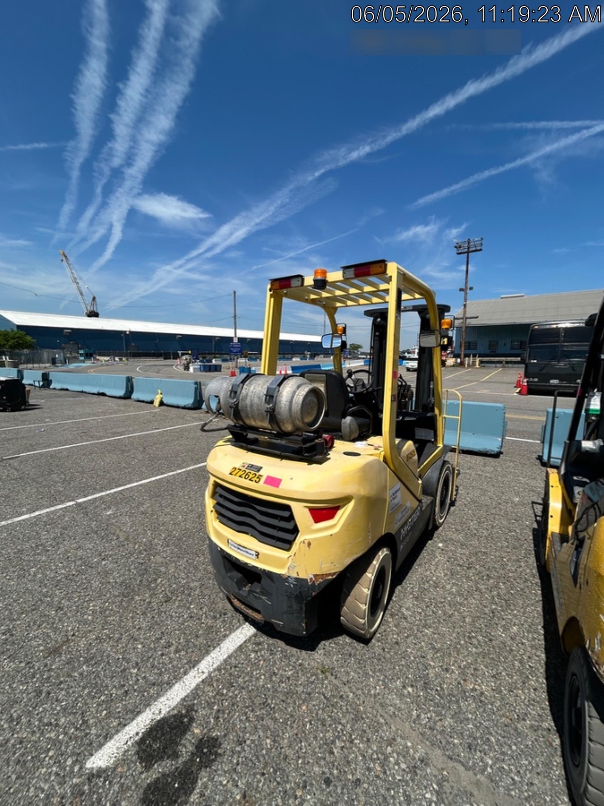 2021 KOMATSU FG25T-16