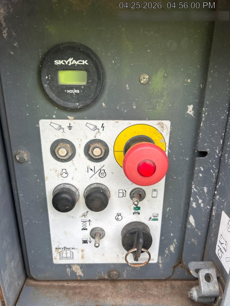 2017 SKYJACK SJ6826 RT