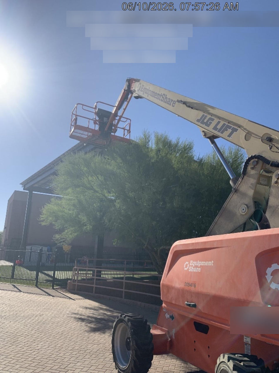 2023 JLG 660SJ