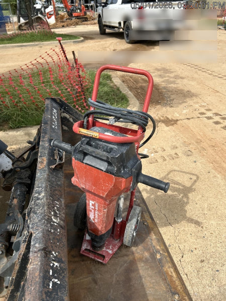 2024 HILTI TE 3000-AVR