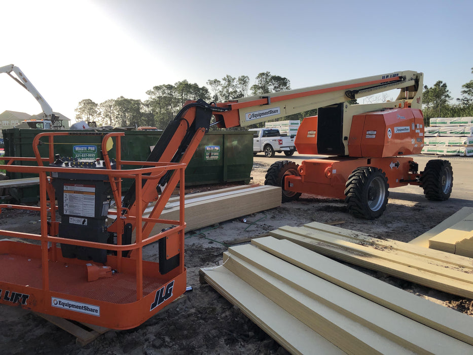 2020 JLG 800AJ