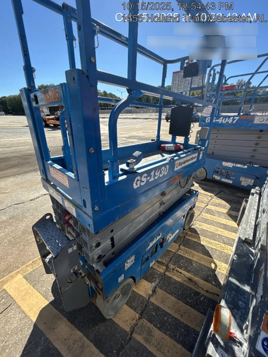 2020 Genie GS-1930 Solid Non Marking Tires, Beacon, Folding rails with half height swing gate