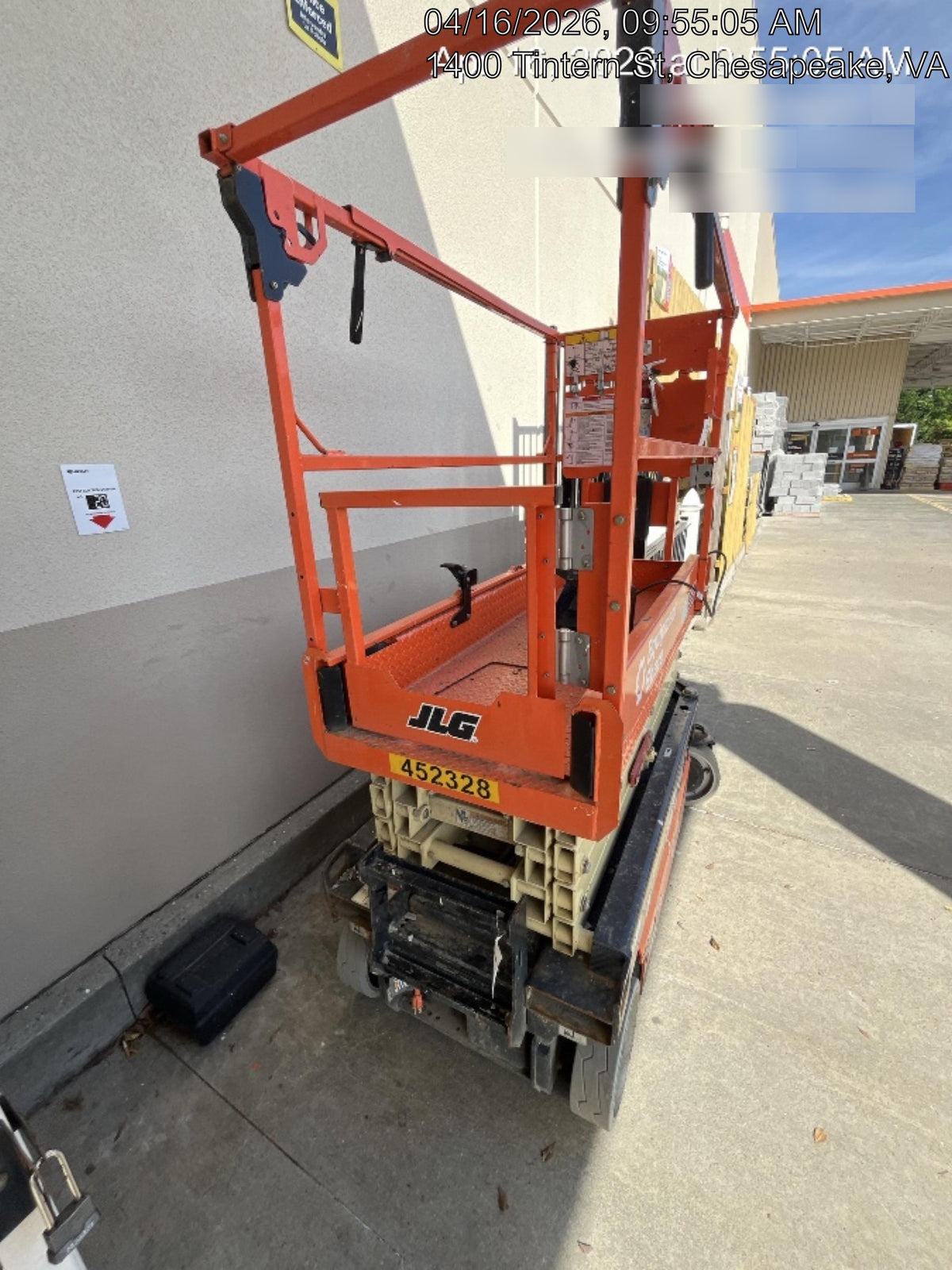 2024 JLG ES1932