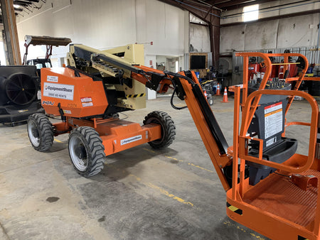2022 JLG 340AJ