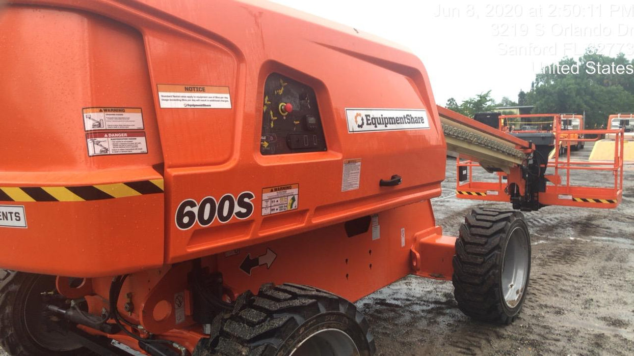 2020 JLG 600S