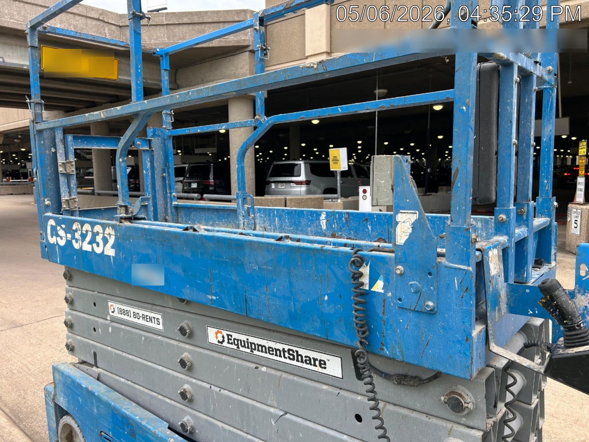 2018 GENIE GS-3232
