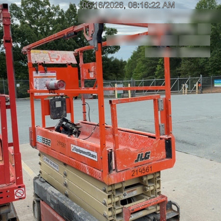 2022 JLG ES1932
