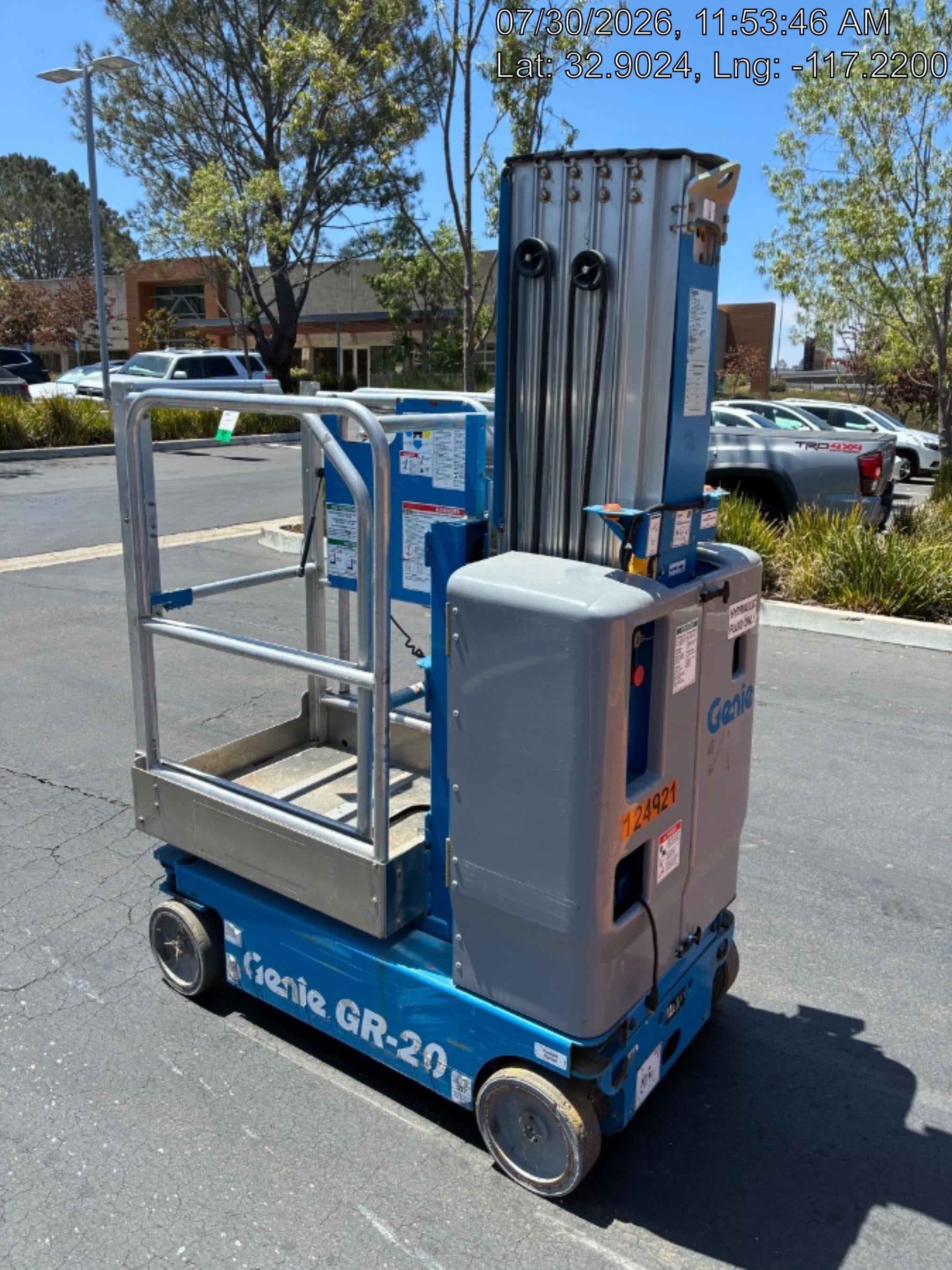 2021 GENIE GR-20
