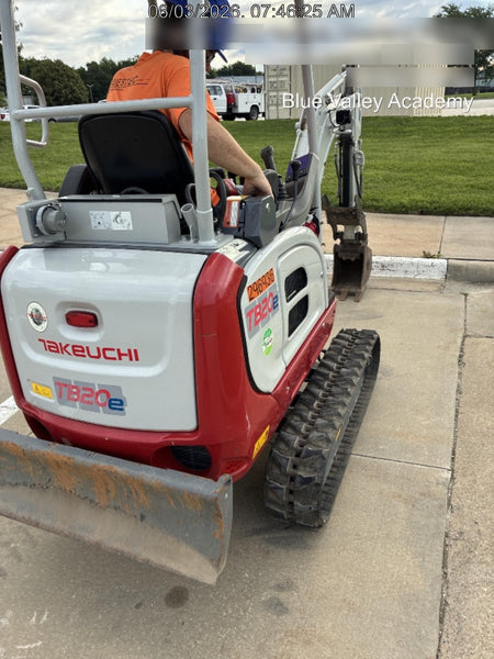 2023 TAKEUCHI TB20e