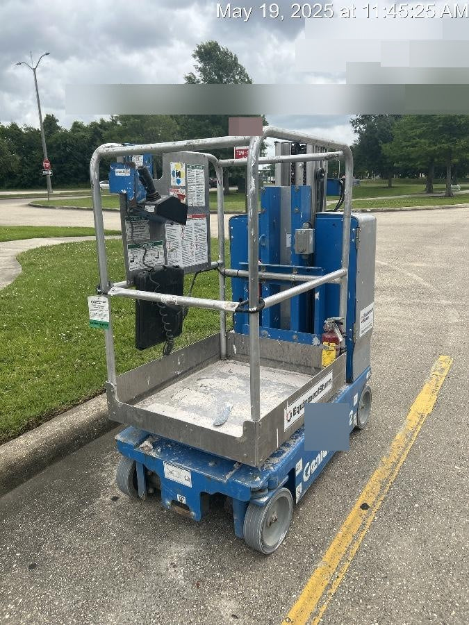 2020 GENIE GR-12