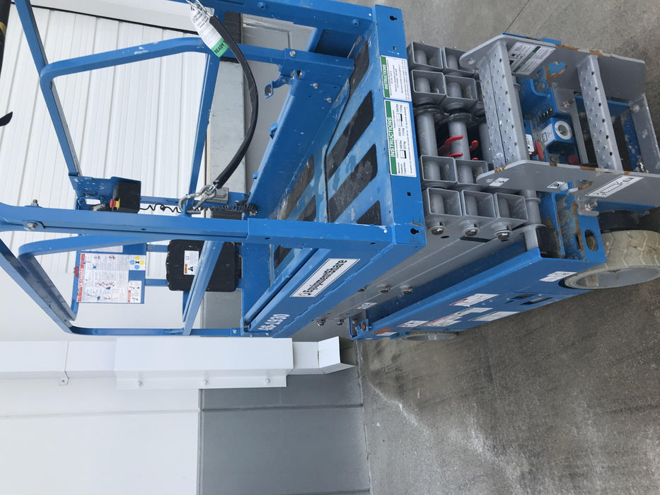 2019 Genie GS-1930 Fixed Rails with Chain Entry