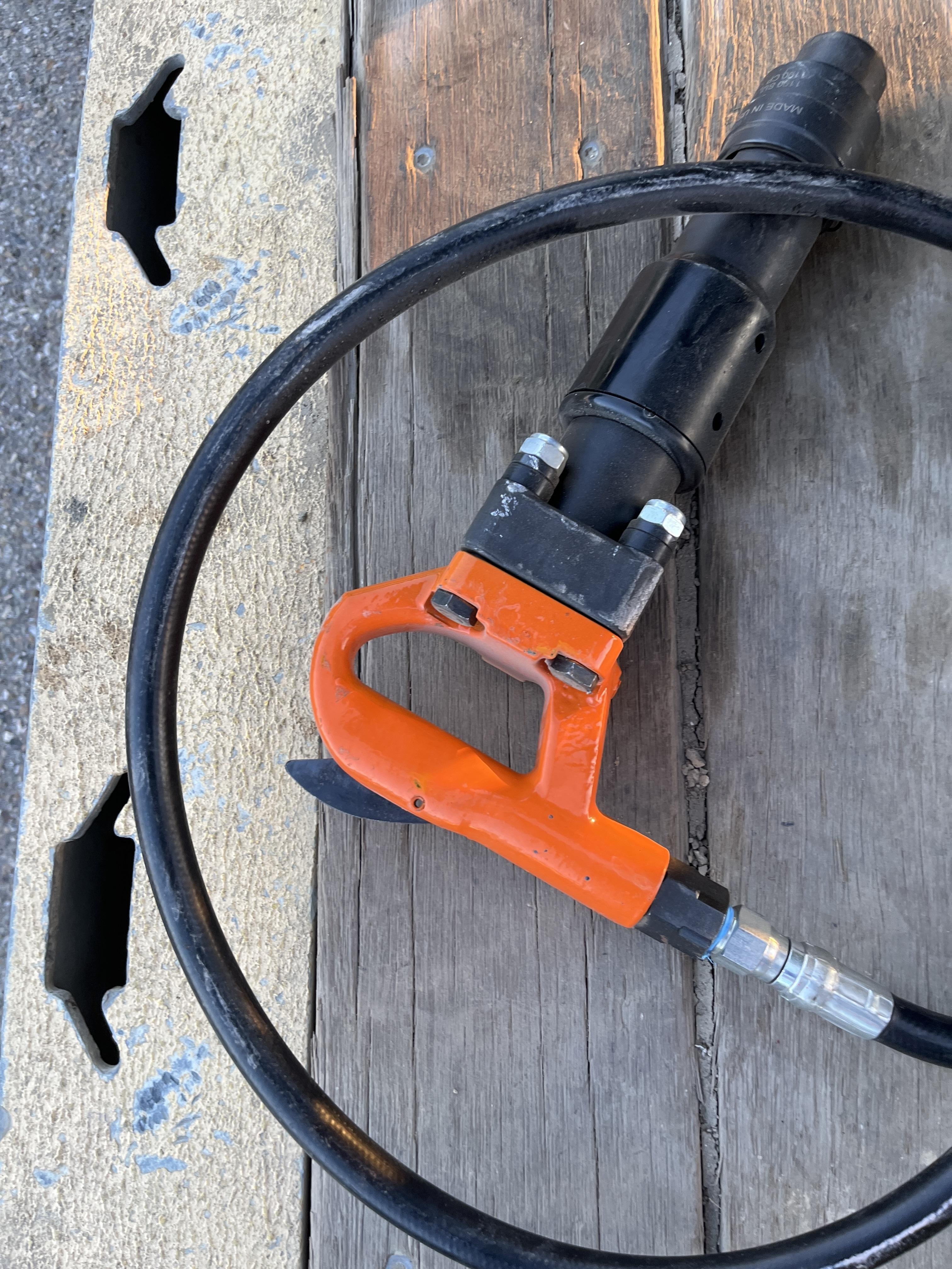 2022 MICHIGAN PNEUMATIC ES-CH4R-TRACKER