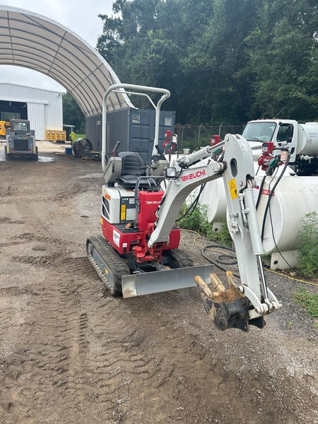 2023 TAKEUCHI TB210R