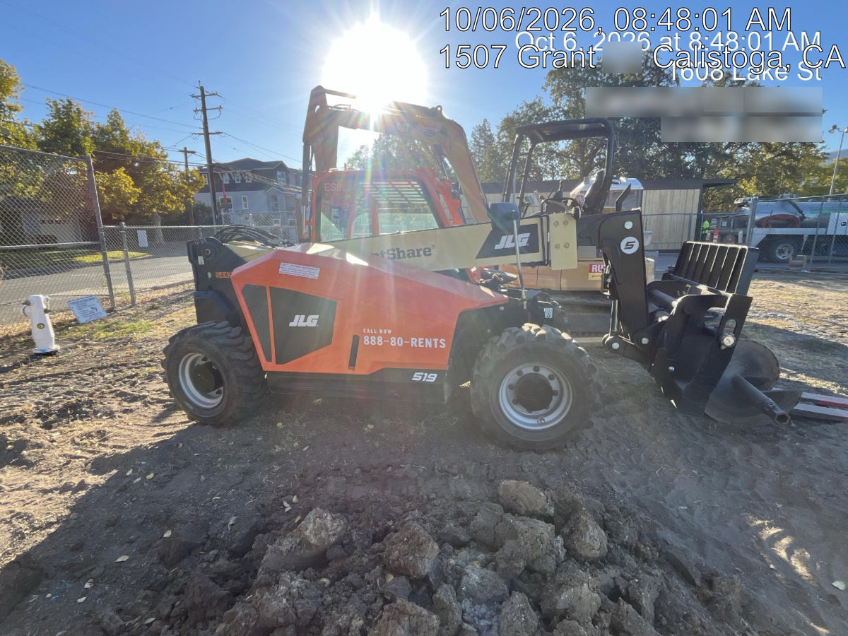 2025 JLG 519