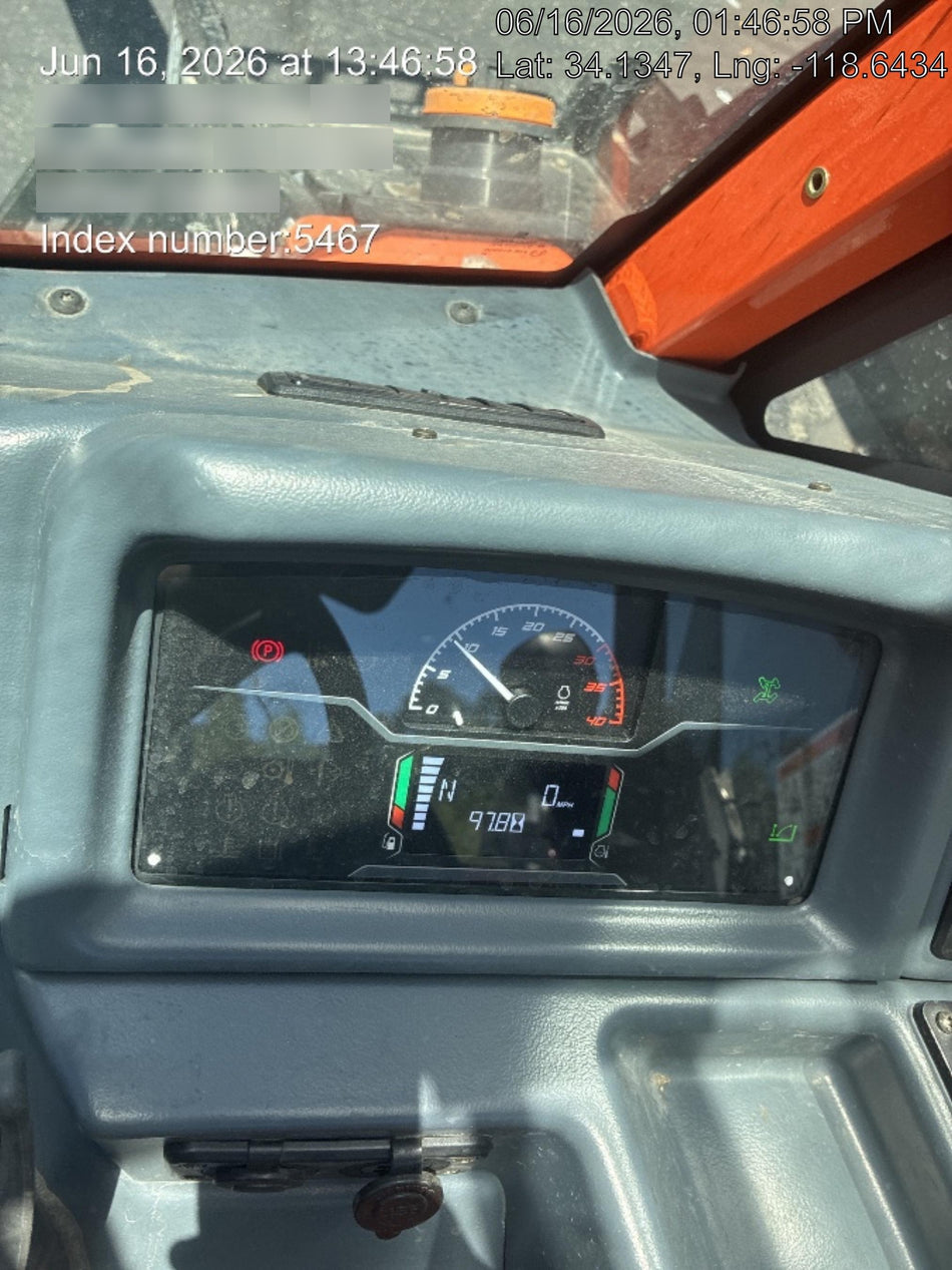 2025 JLG 519
