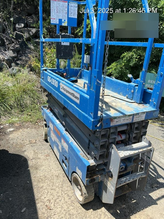 2020 Genie GS-1930 Fixed rails with chain entry gate - Pre A92.20