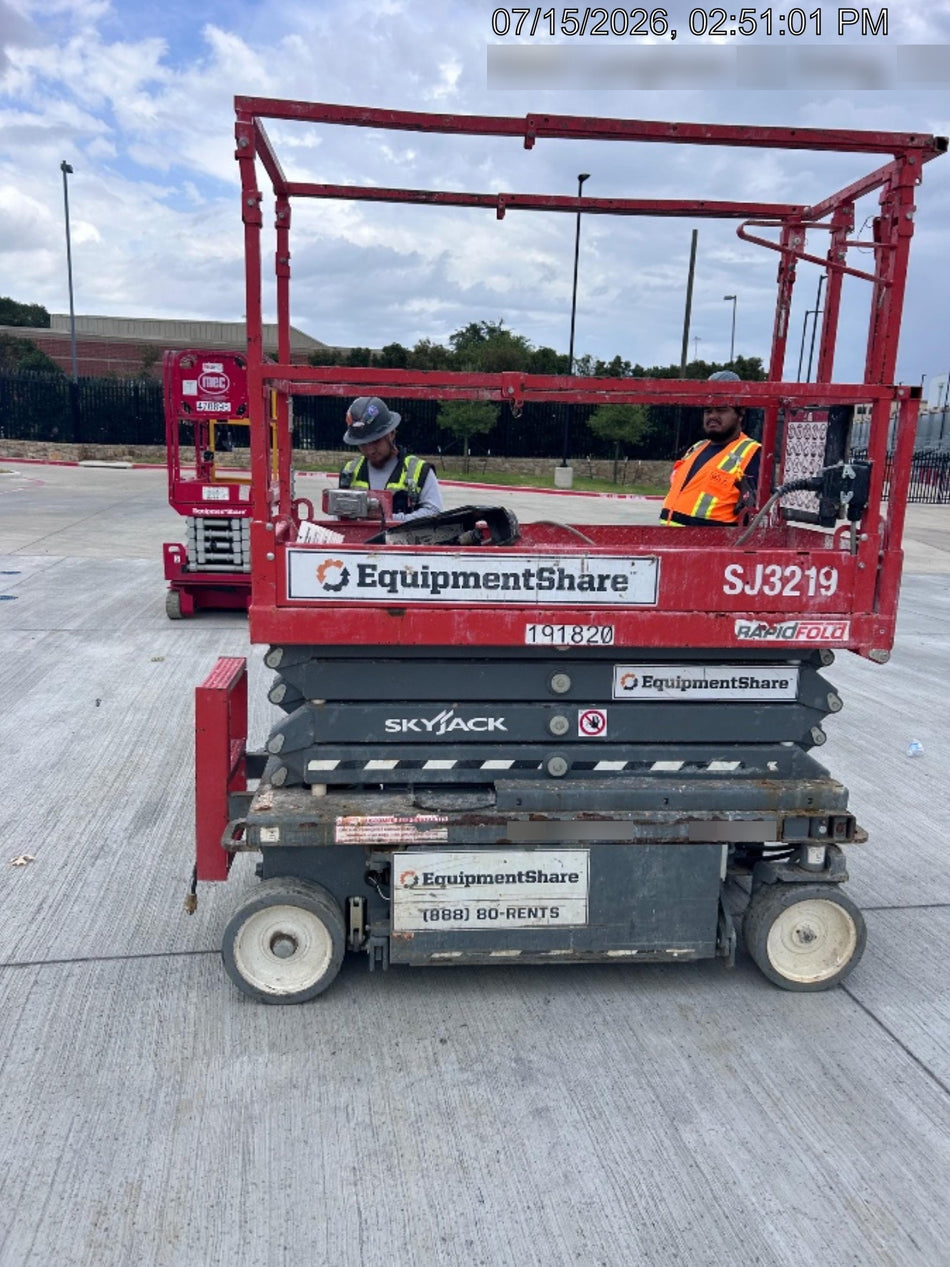 2021 SKYJACK SJ3219
