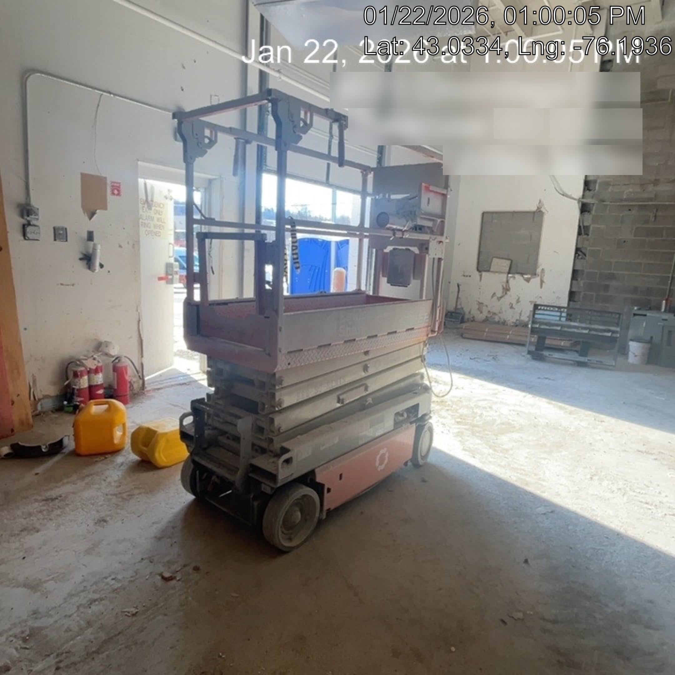 2024 JLG ES1932