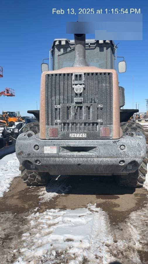 2022 CASE 721G
