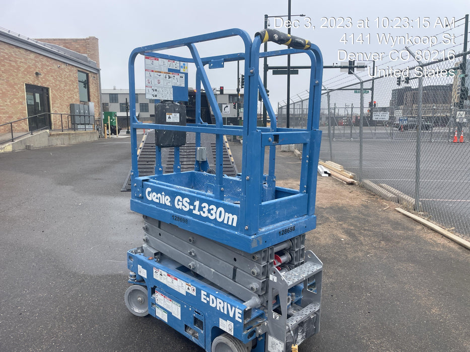 2021 GENIE GS-1330m