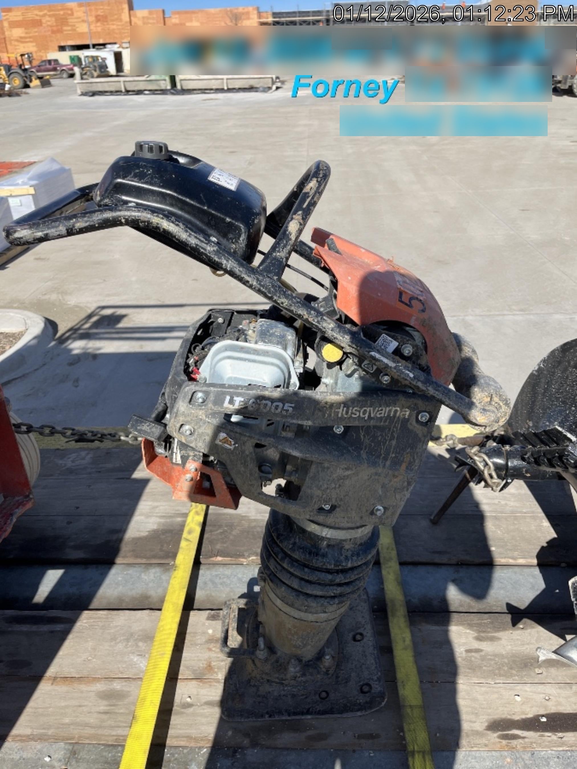 2025 HUSQVARNA LT6005