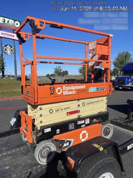 2022 JLG ES1932