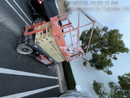 2022 JLG ES3246