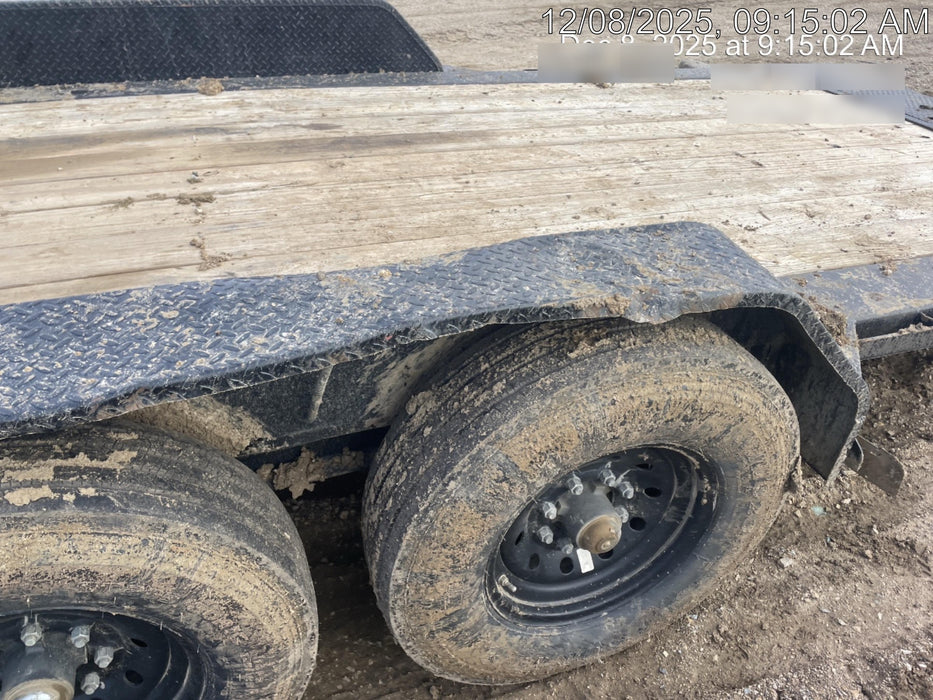 2022 LOADTRAIL Tilt-Deck Rental Trailer