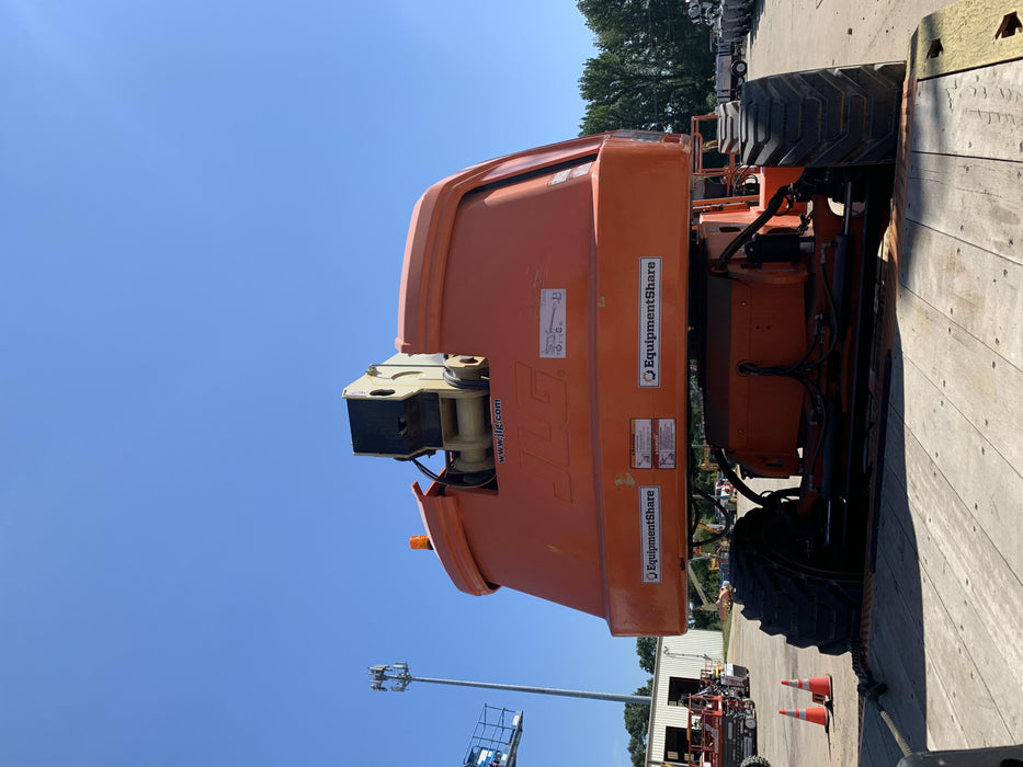 2019 JLG 660SJ