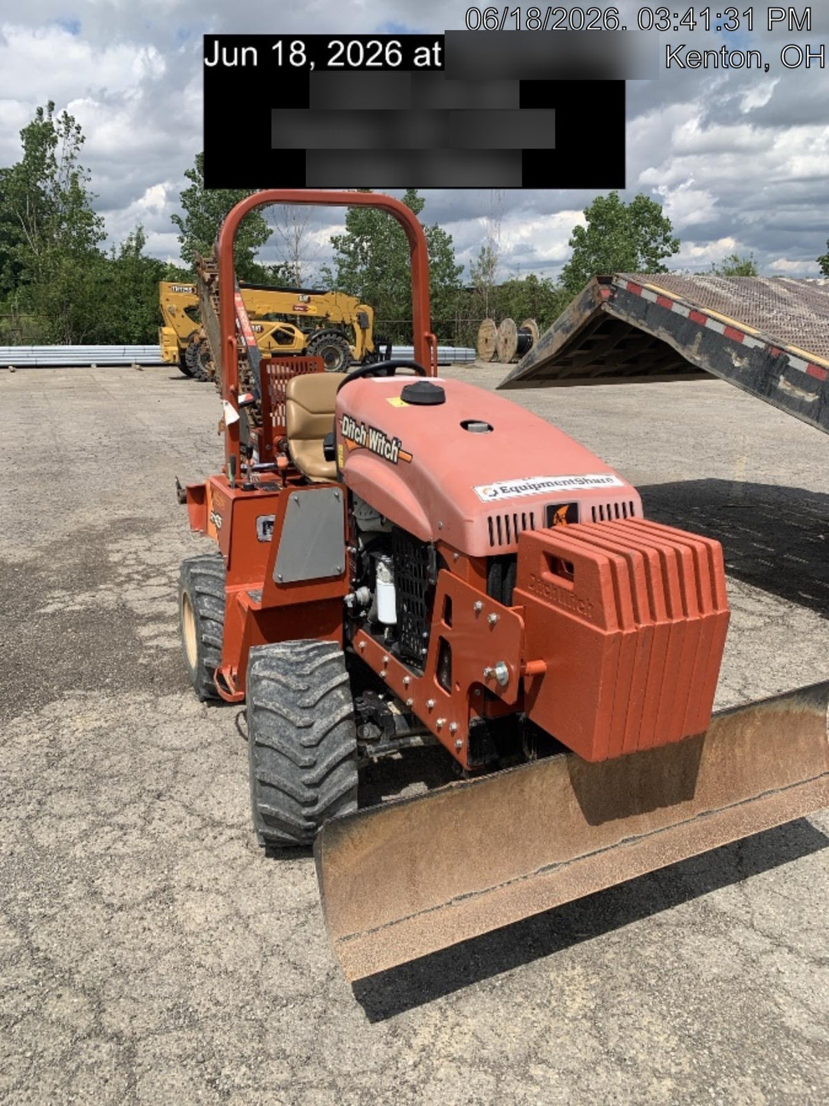 2022 DITCH WITCH RT45A