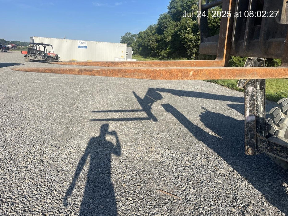 2020 Skytrak 10054 74 Hp, Cab/Heat/Air, FF Tires, Work Lights, Beacon, Aux Hydraulics, Back up Alarm, Lifting Eye, ES Decals