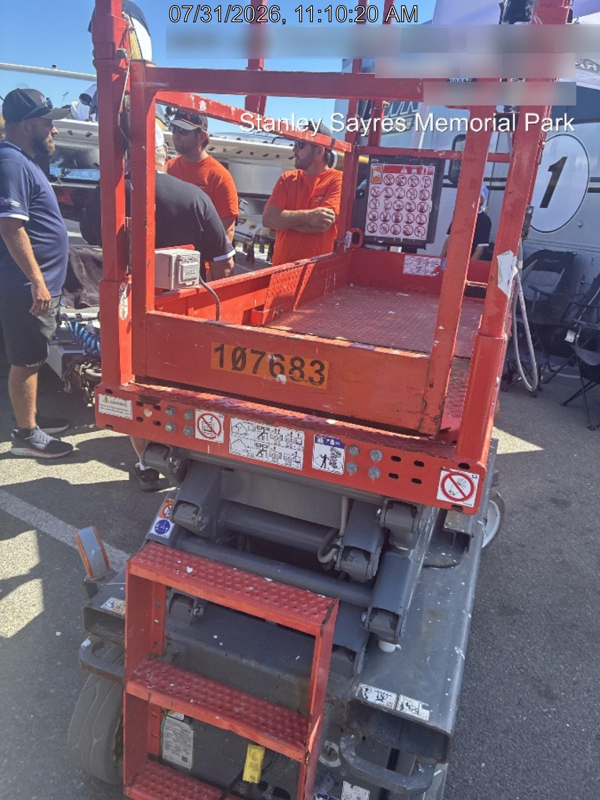 2020 Skyjack SJIII-3219 Solid NM Tires, Half height spring hinged entry gate, Dual Beacons, 800W Inverter