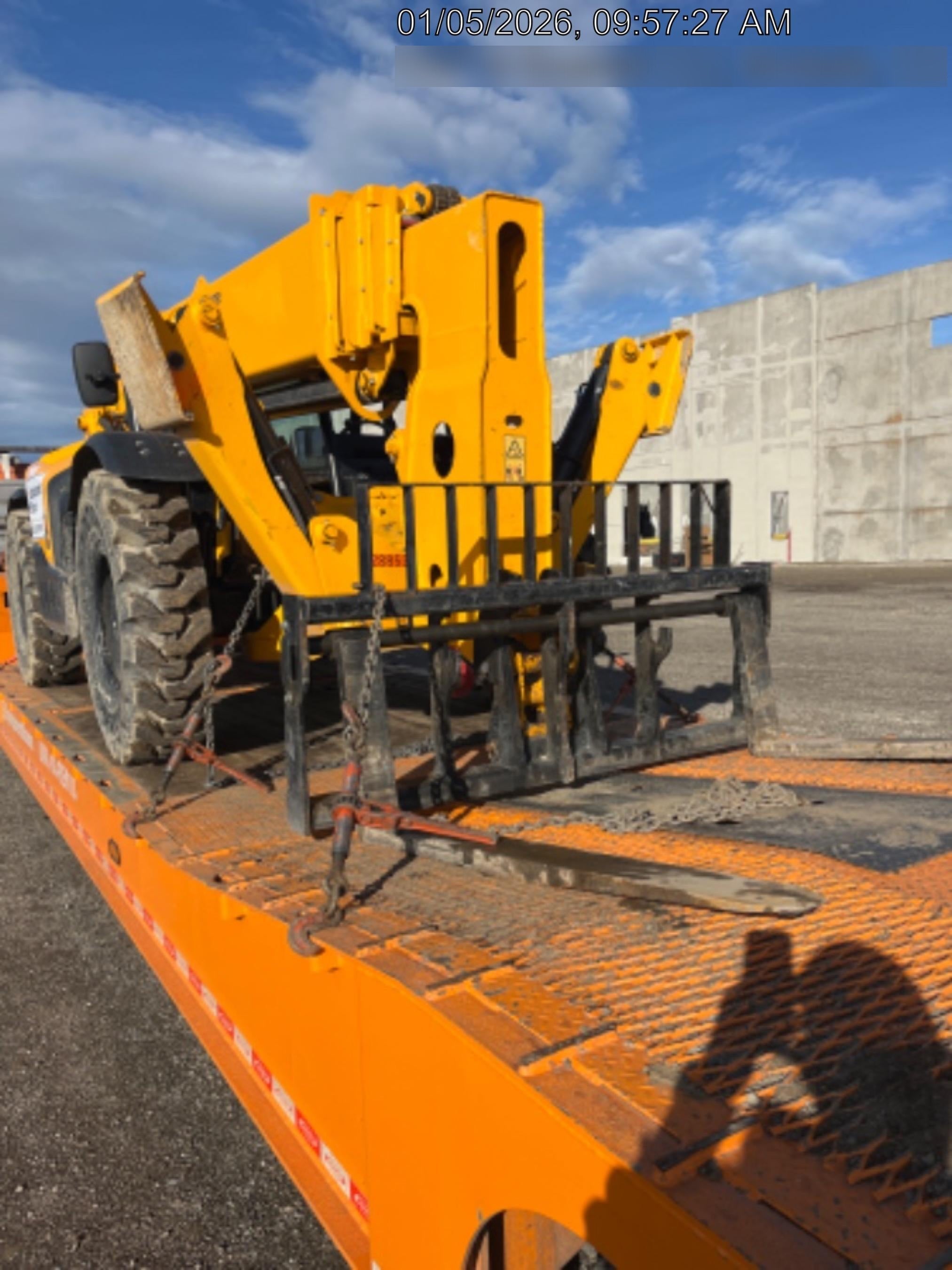 2023 JCB 510-56