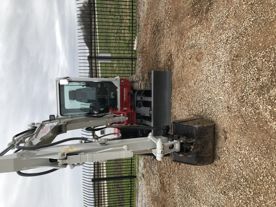 2020 TAKEUCHI TB250-2C