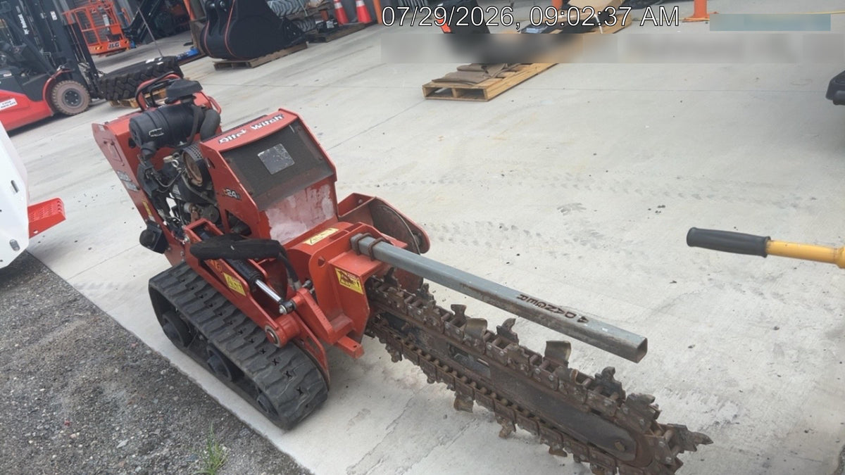 2020 DITCH WITCH C24XA