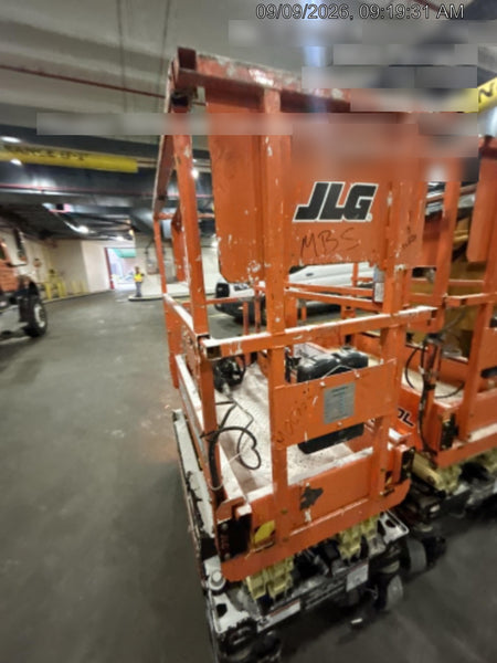 2021 JLG ES1330L