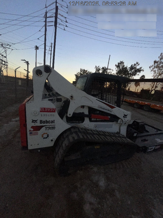 2021 BOBCAT T740