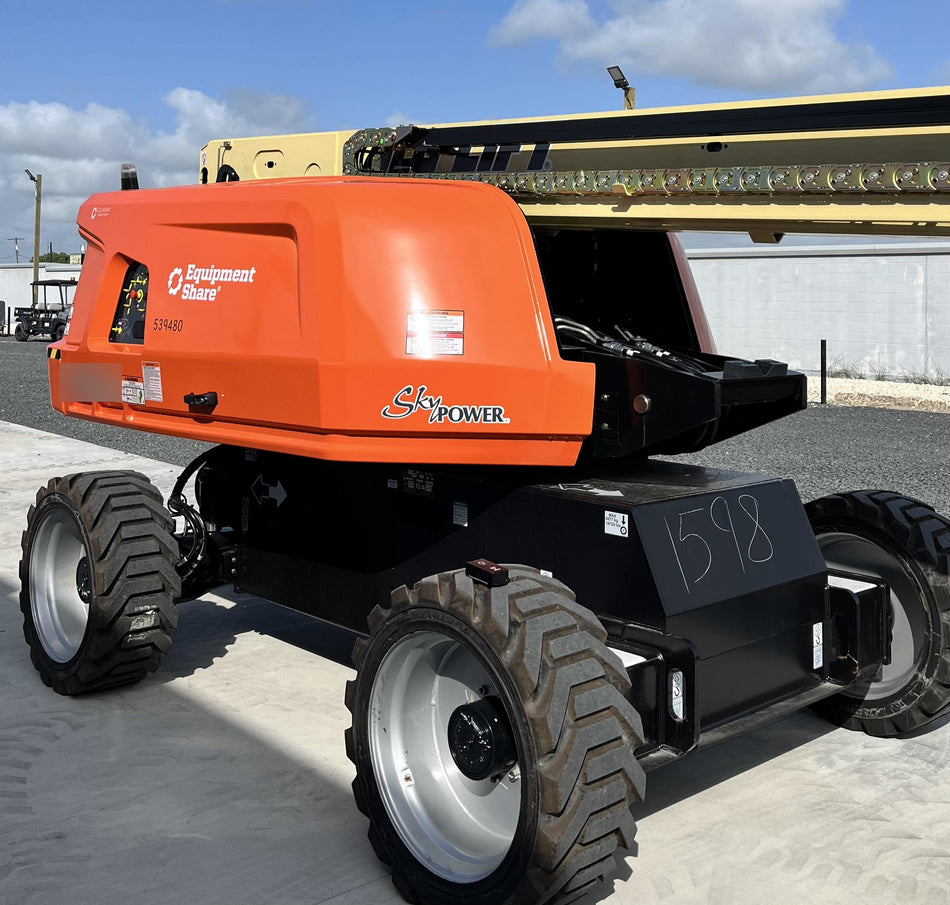 2025 JLG 660SJ
