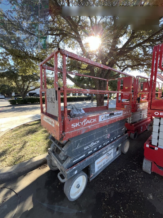 2017 Skyjack SJIII-3226 Skyjack SJ3226, Trojan Battery Set, Extended Warranty 5yr/5k hr