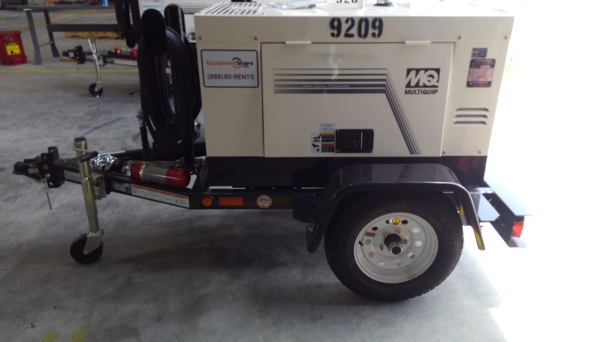 Multiquip DLW300ESA1 Multiquip 300 Amp Welder w/Trailer
