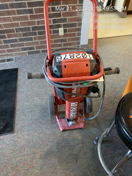 2020 HILTI TE 3000-AVR
