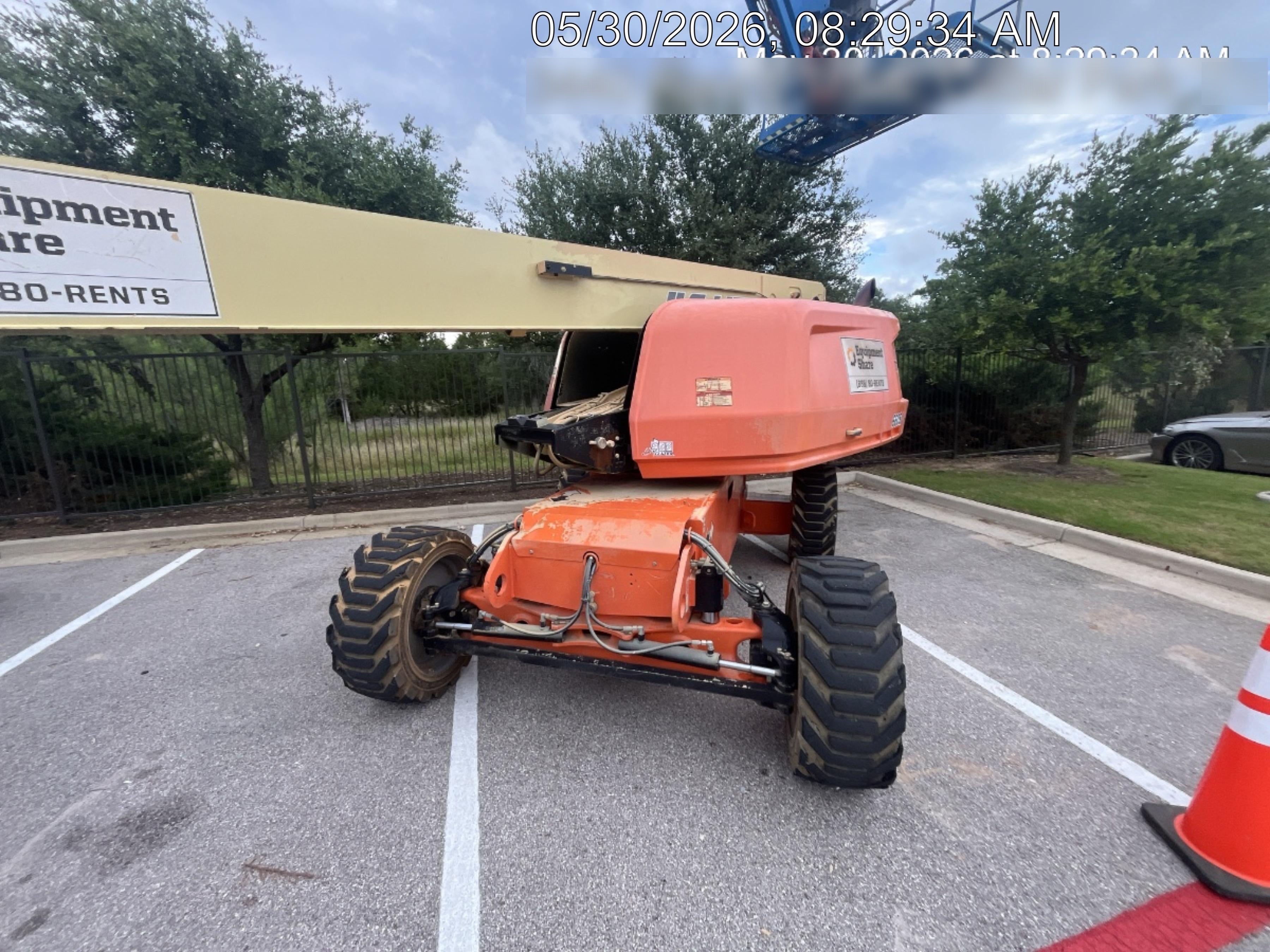 2019 JLG 660SJ